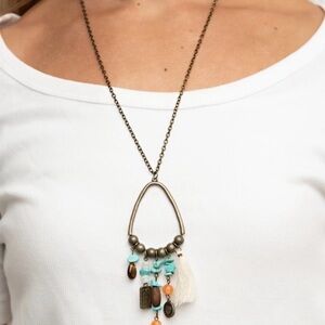 Listen to your Soul - Brass Necklace Paparazzi